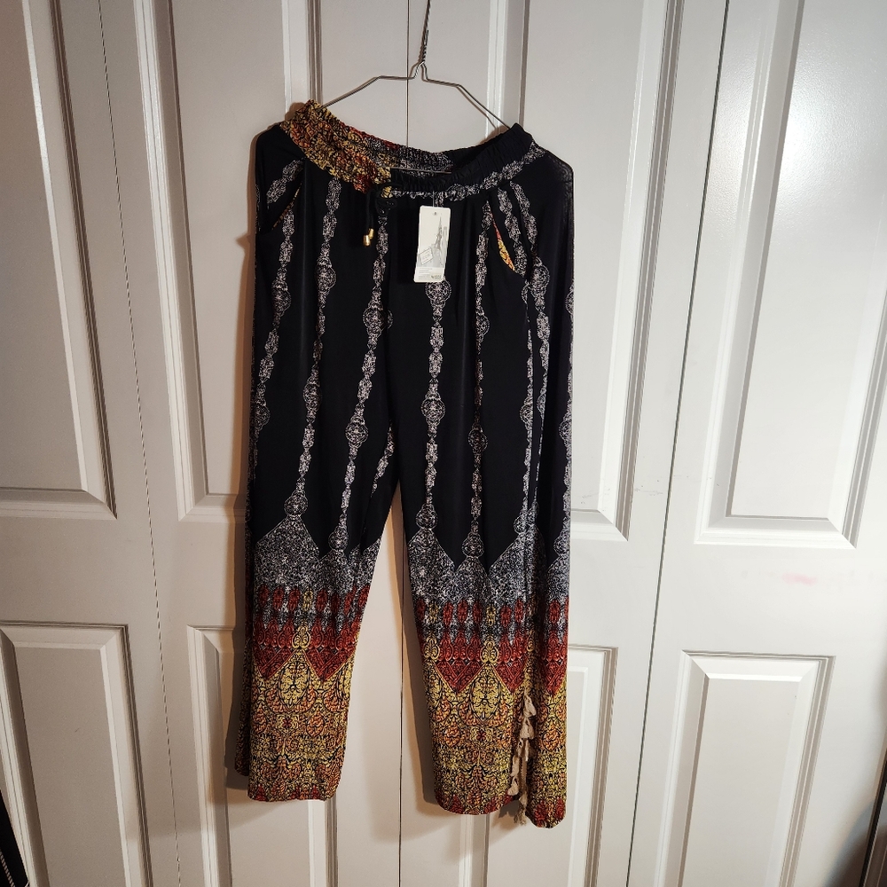 Bohemian Patterned Pants with Multicolor Design